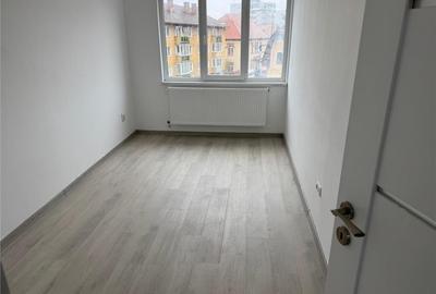 Apartament cu 2 camere circular în Semicentral - 2