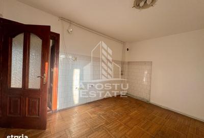Casă cu 3 camere cu Teren 376 Mp în Ronaț