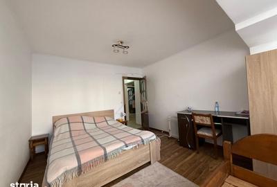 Apartament cu 3 camere decomandat în Hala Centrală - 2