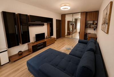 Apartament cu 2 camere decomandat, mobilat în Metalurgiei