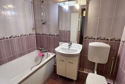 Garsonieră decomandată în Brâncoveanu