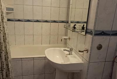 Garsonieră semidecomandată în Republicii