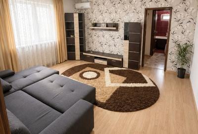 Apartament cu 2 camere semidecomandat în Craiovița Nouă