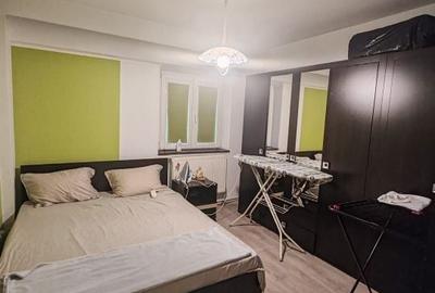 Apartament cu 4 camere decomandat în Traian - 3