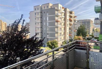Apartament cu 2 camere decomandat, mobilat în Tractorul