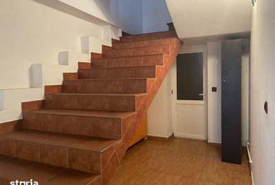 Casă cu 5 camere cu Teren 260 Mp în Gara Veche - 14