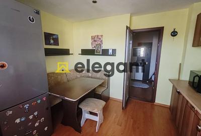 Apartament cu 3 camere decomandat, mobilat în Sărari - 8