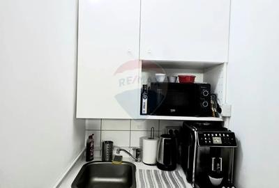 Spațiu comercial, de 100 mp, în Central