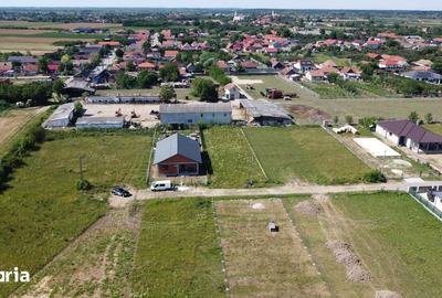 Teren de 741 mp, în Vetiș - 7