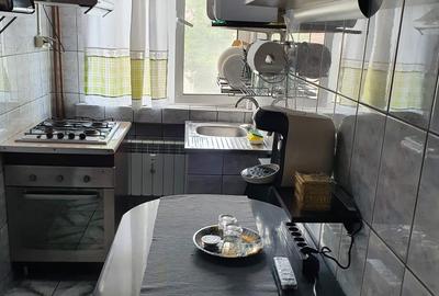 Apartament cu 2 camere semidecomandat în Crihala