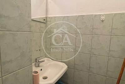 Apartament cu 3 camere decomandat în Rogerius