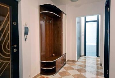 Apartament cu 2 camere decomandat în Rahova - 2