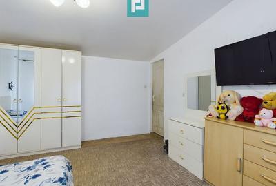 Casă cu 5 camere cu Teren 439 Mp în Central - 1