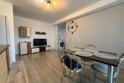 Apartament cu 3 camere semidecomandat, mobilat în Mihai Viteazul