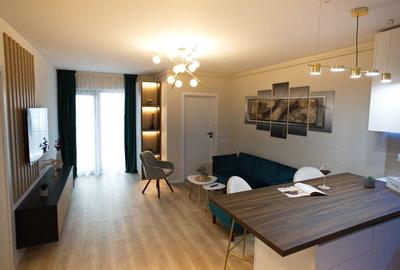 Apartament cu 3 camere semidecomandat, mobilat în Zorilor