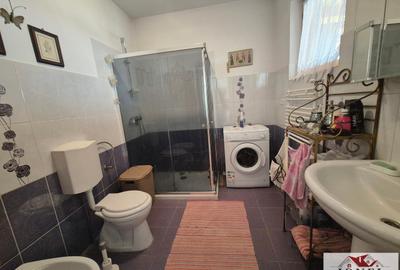 Casă individuală cu 3 camere cu Canalizare în Est - 8
