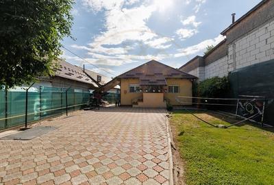 Casă cu Canalizare în Central