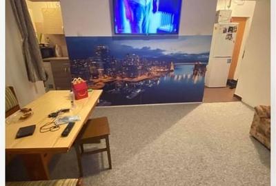 Apartament cu 3 camere decomandat în Central - 1