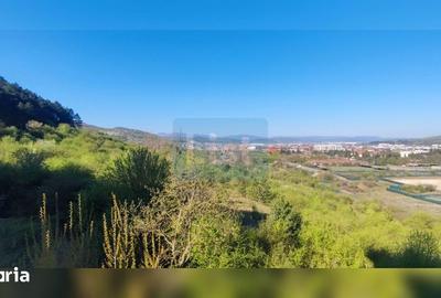 Apartament cu 3 camere decomandat, mobilat în Florești - 11