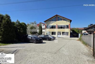 Spațiu comercial, de 235 mp, în Central