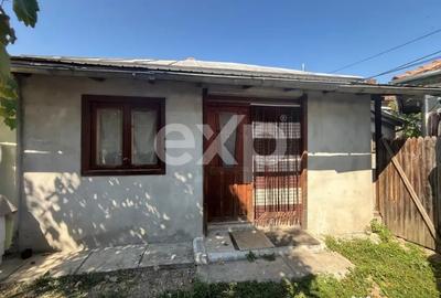 Casă cu 3 camere cu Teren 567 Mp în Central