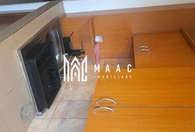Apartament cu 3 camere decomandat, mobilat în Ostroveni