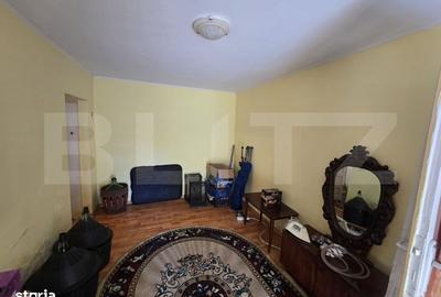 Casă cu 3 camere în Costești - 2