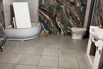 Casă cu 4 camere cu Teren 500 Mp în Ciobotani - 2