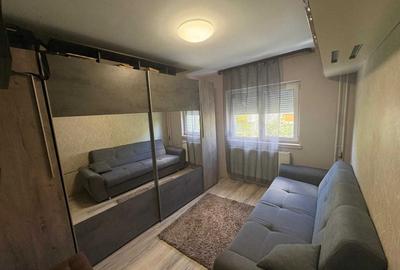 Apartament cu 3 camere decomandat în Între Lacuri - 1