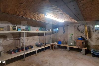 Casă cu 3 camere în Chichiș