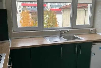 Garsonieră decomandată în Brâncoveanu