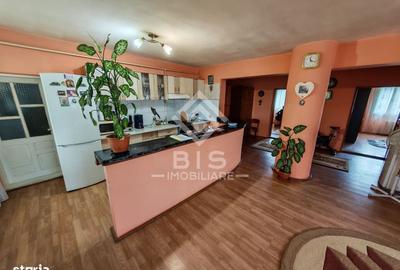 Casă cu 4 camere cu Teren 500 Mp în Central