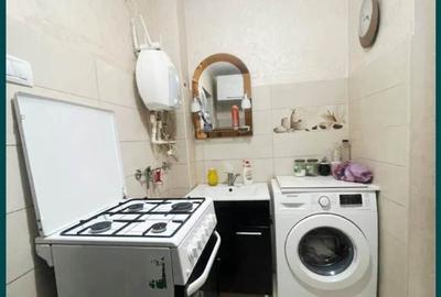 Garsonieră în Micro 13