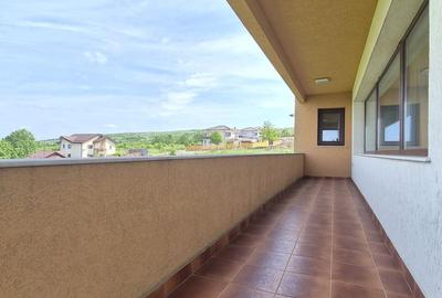 Apartament cu 3 camere în Bucium