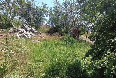 Teren de 296 mp, în Central - 3