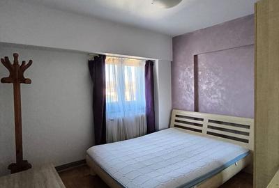 Apartament cu 2 camere decomandat în Podu Roș