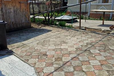 Casă cu Teren 480 Mp în Central