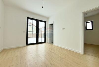 Casă cu 4 camere cu Teren 420 Mp în Vladimirescu - 10