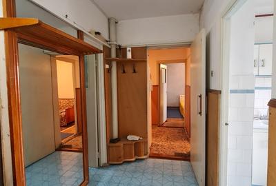Apartament cu 3 camere decomandat în Țiglina 1 - 8