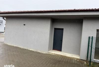 Casă cu 3 camere cu Teren 70 Mp în Central