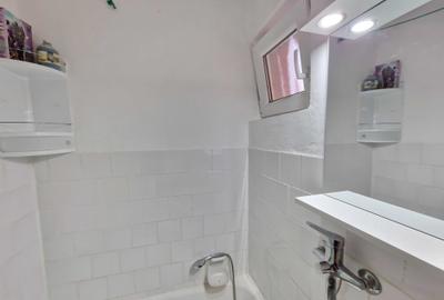 Apartament cu 2 camere decomandat în Cetate