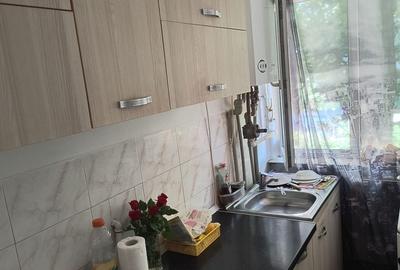 Apartament cu 2 camere nedecomandat în Republicii