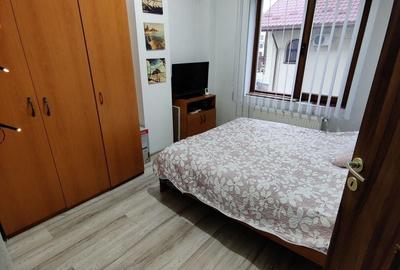 Apartament cu 2 camere în Podu Roș
