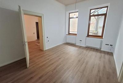 Apartament cu 2 camere nedecomandat în Ultracentral