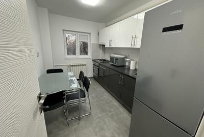 Apartament cu 3 camere decomandat în Tineretului - 5