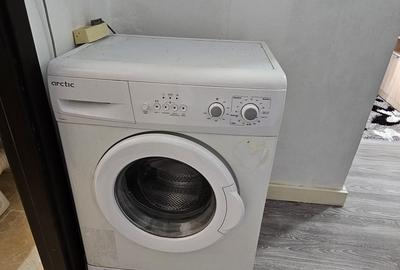 Apartament cu 2 camere decomandat în Florilor - 7