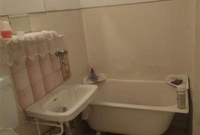 Apartament cu 2 camere semidecomandat în Viziru 1
