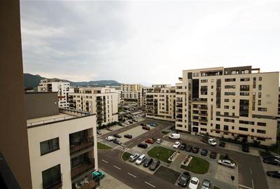 Apartament cu 2 camere decomandat, mobilat în Tractorul - 12