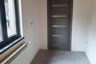 Casă cu Teren 1000 Mp în Mănăstirea Cașin - 11