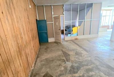 Spațiu comercial, de 180 mp, în Zona industrială - 3